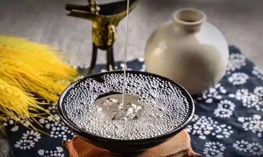 看酒花评酒质靠谱吗?酒花应该怎么看?